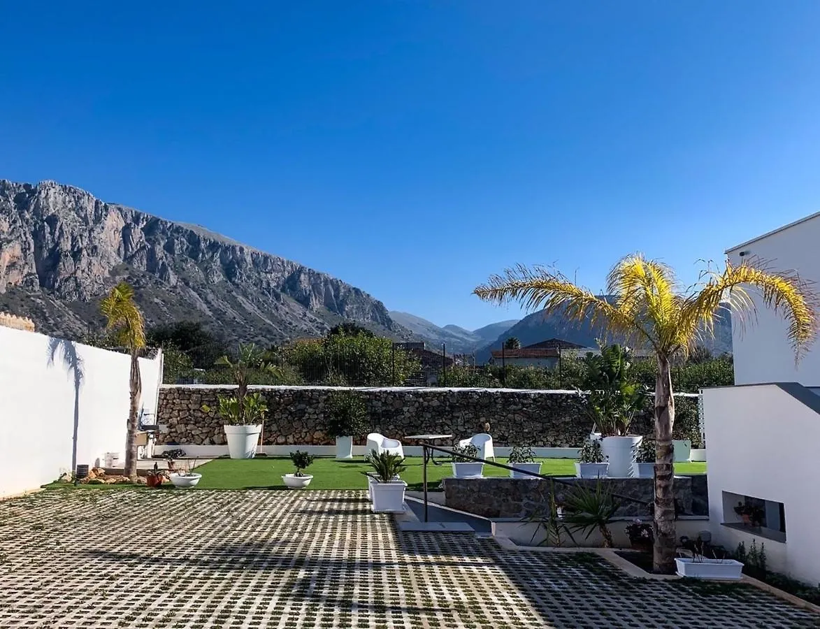 Rosalia Homestay - Levante Apartment Cinisi