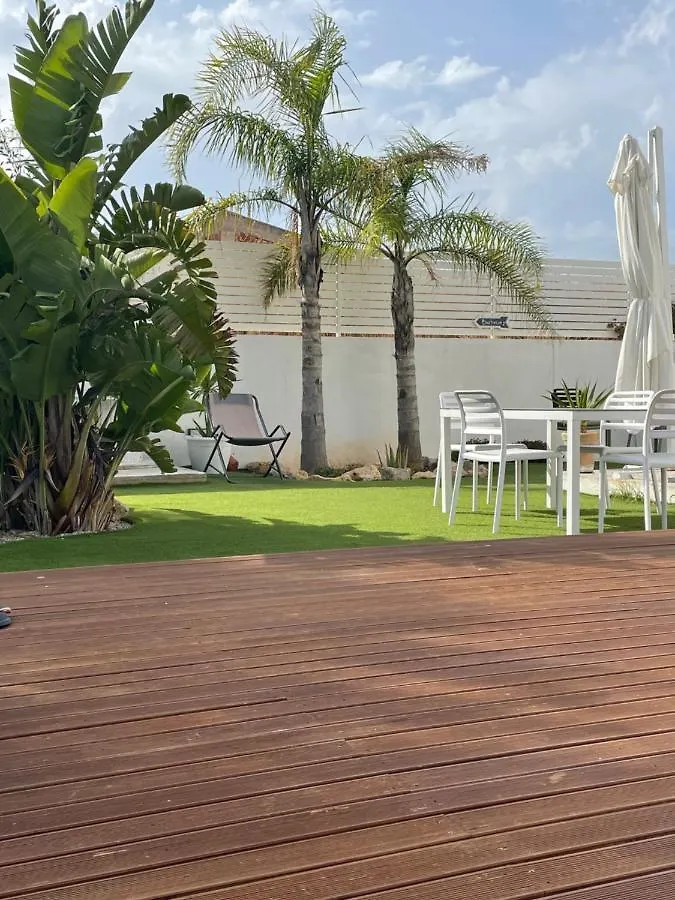 Rosalia Homestay - Levante Apartment Cinisi 0*,