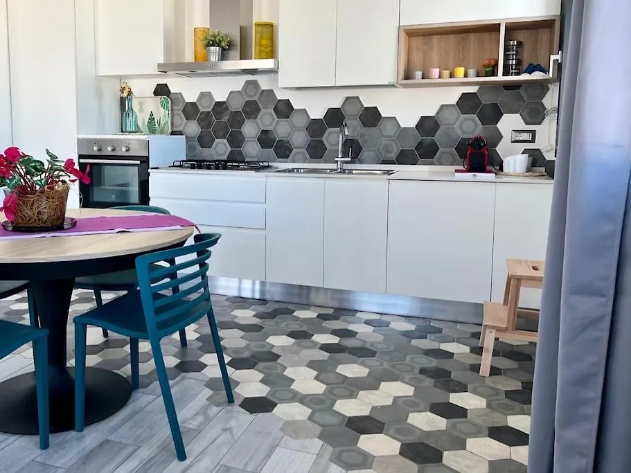 Rosalia Homestay - Levante Apartment Cinisi 0*,  Itálie